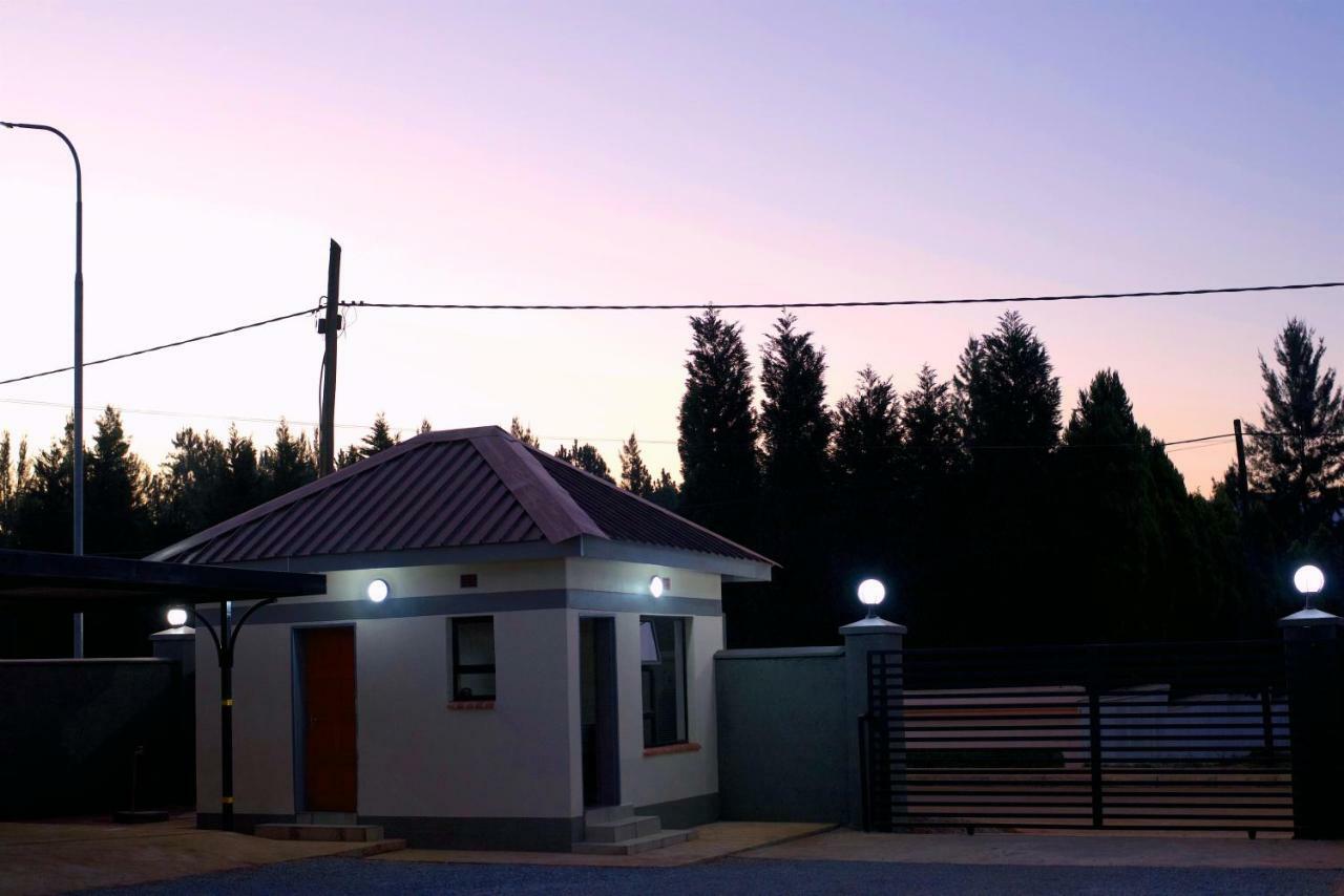 Green Haven Apartments Езулвини Екстериор снимка