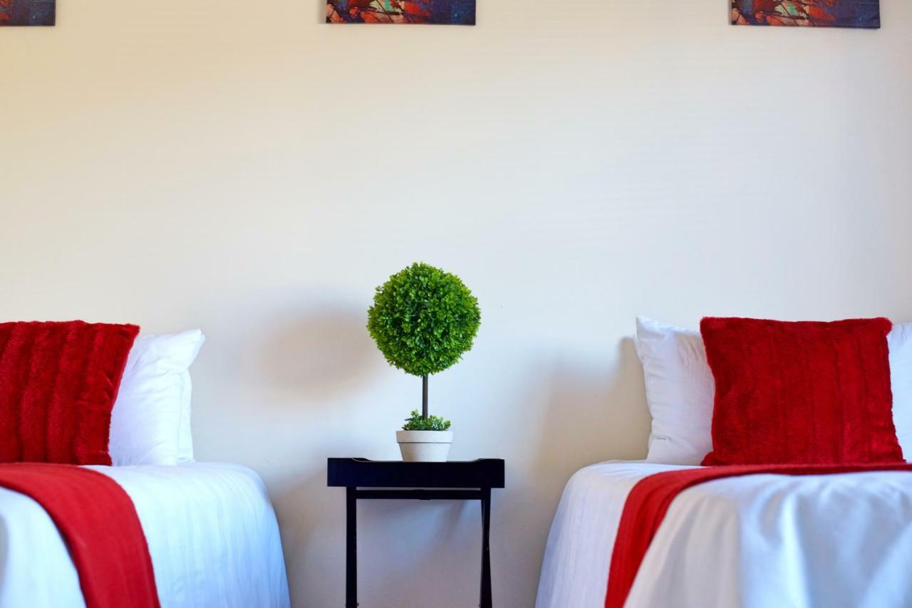 Green Haven Apartments Езулвини Екстериор снимка