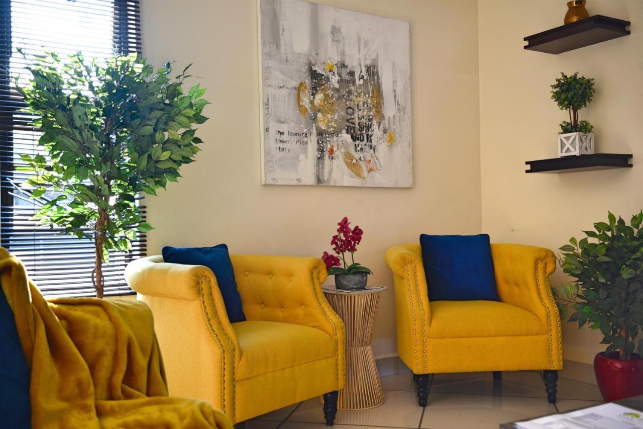 Green Haven Apartments Езулвини Екстериор снимка
